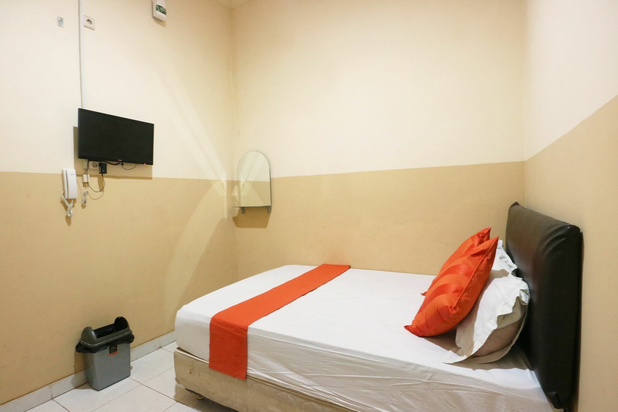 Hotel Syariah Walisongo Surabaya Buitenkant foto