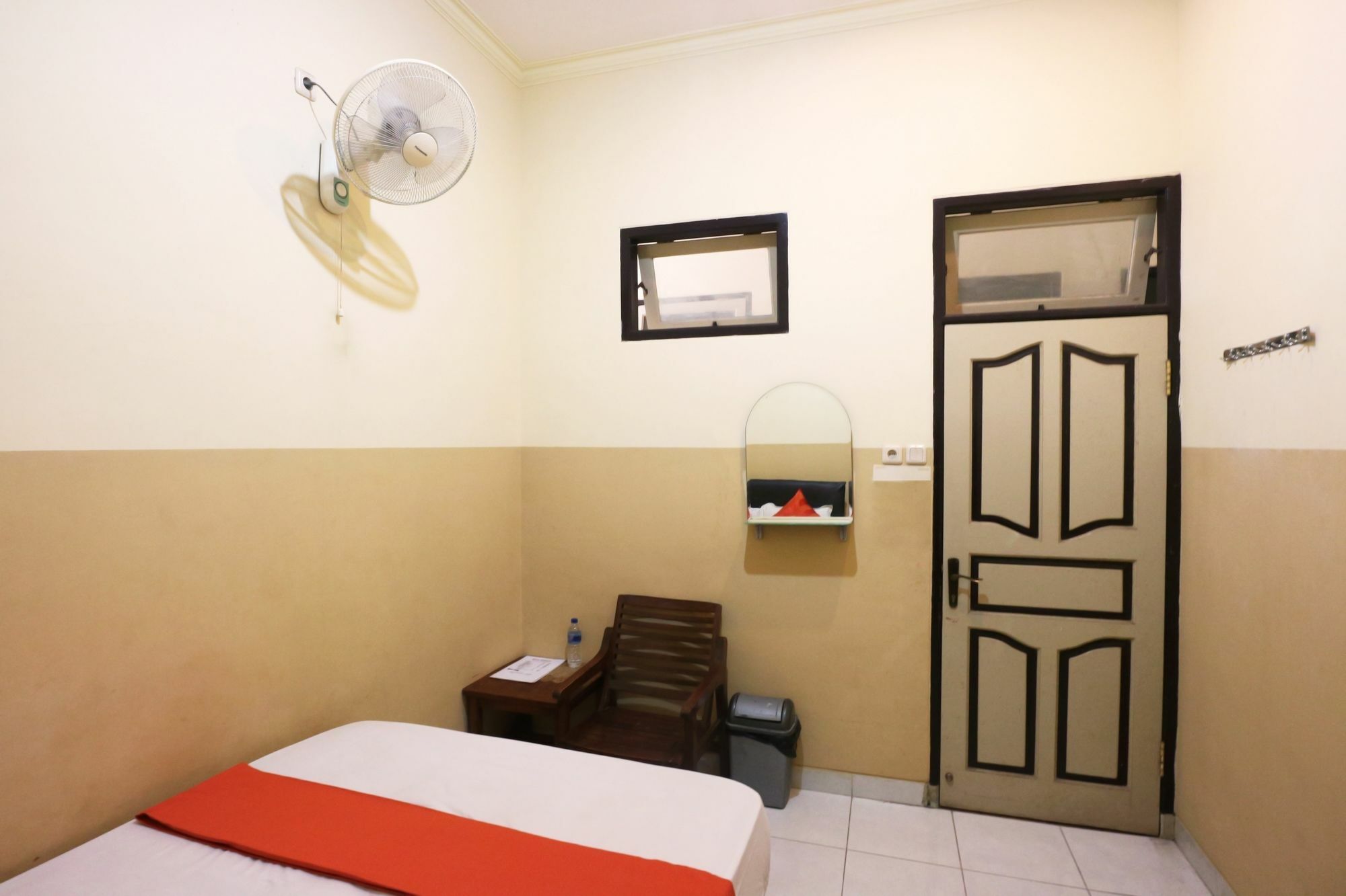 Hotel Syariah Walisongo Surabaya Buitenkant foto