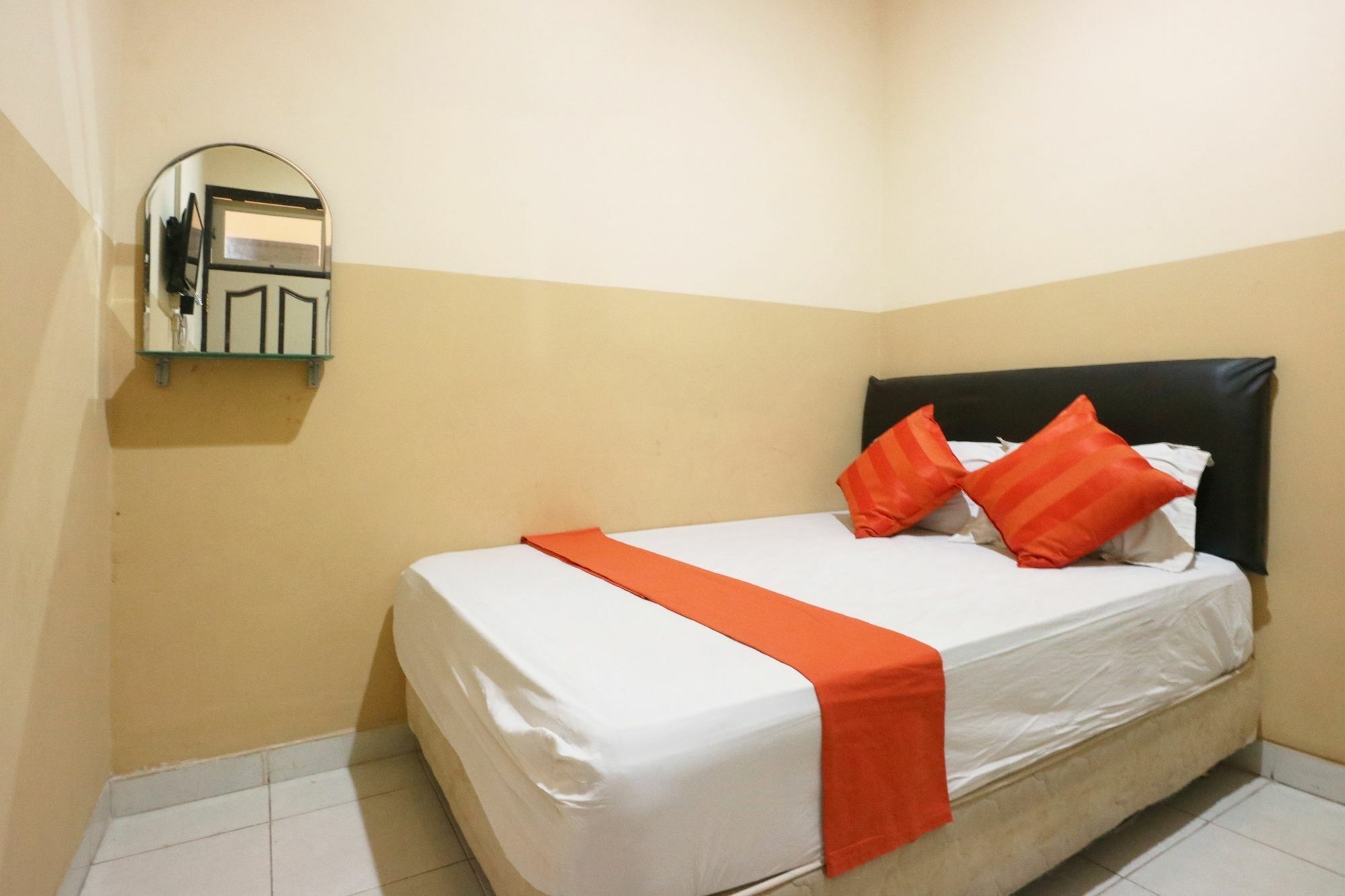 Hotel Syariah Walisongo Surabaya Buitenkant foto